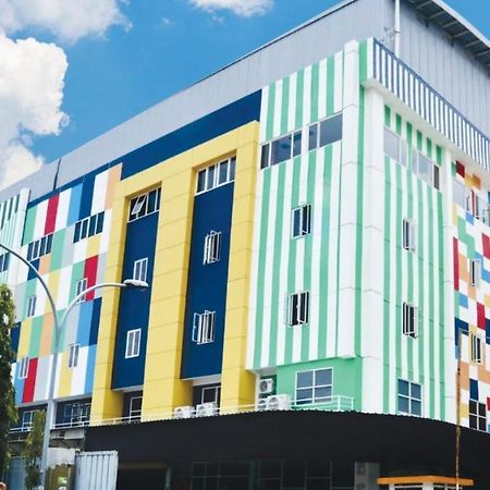 D'Carol Hotel 수라바야 외부 사진